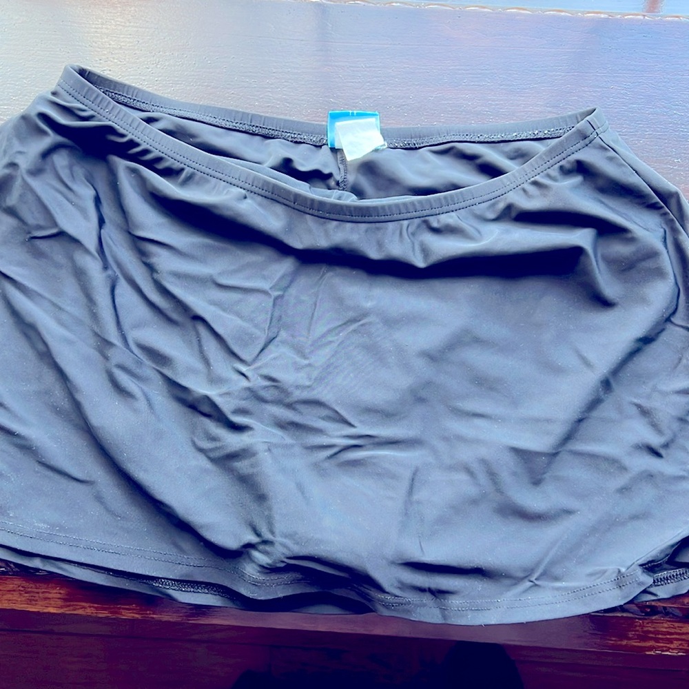Black Ocean Avenue swim skirt